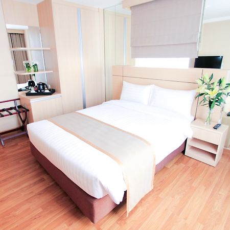 Petals Inn Bangkok Extérieur photo