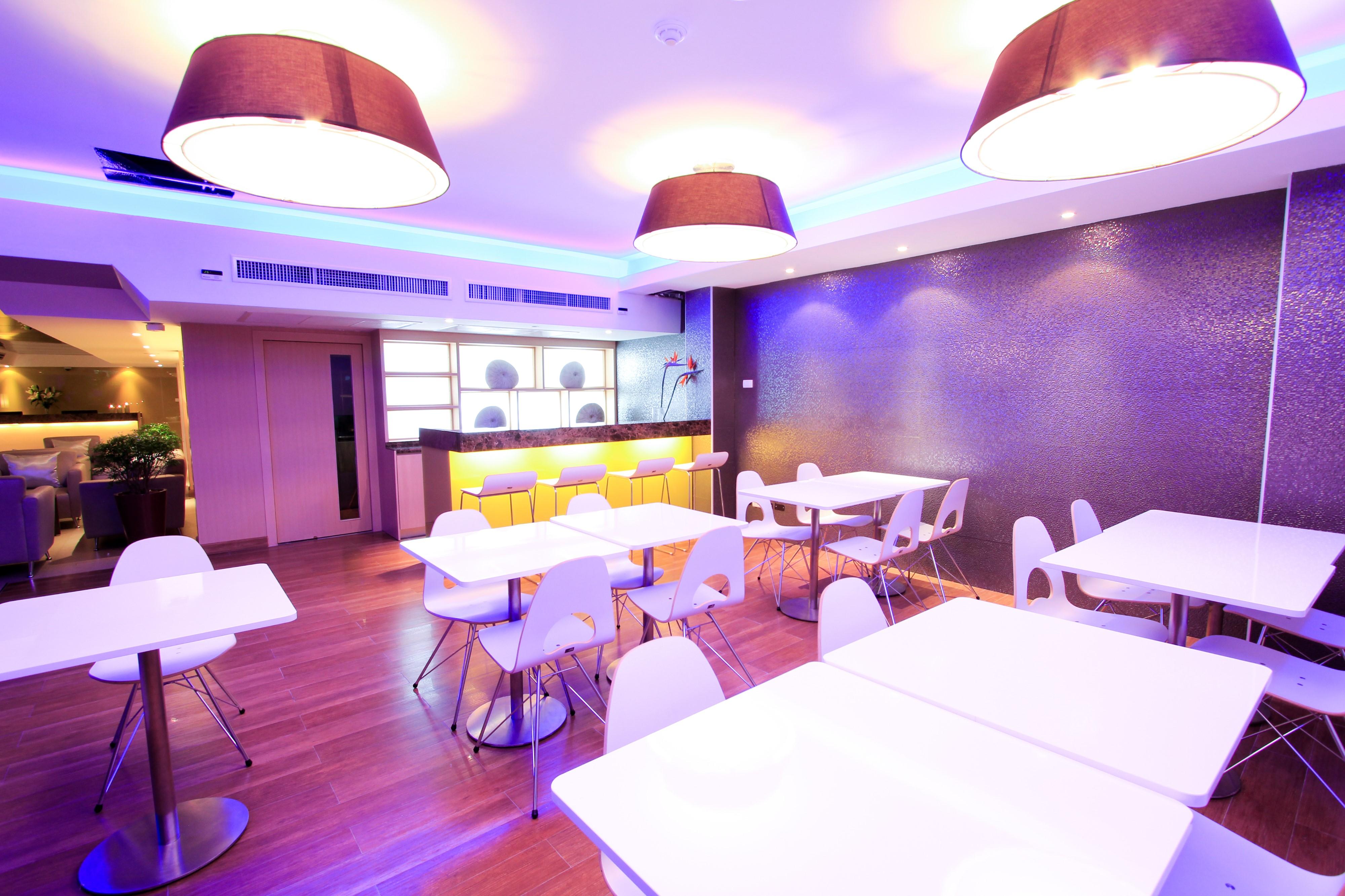 Petals Inn Bangkok Extérieur photo