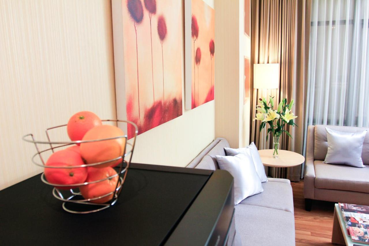 Petals Inn Bangkok Extérieur photo