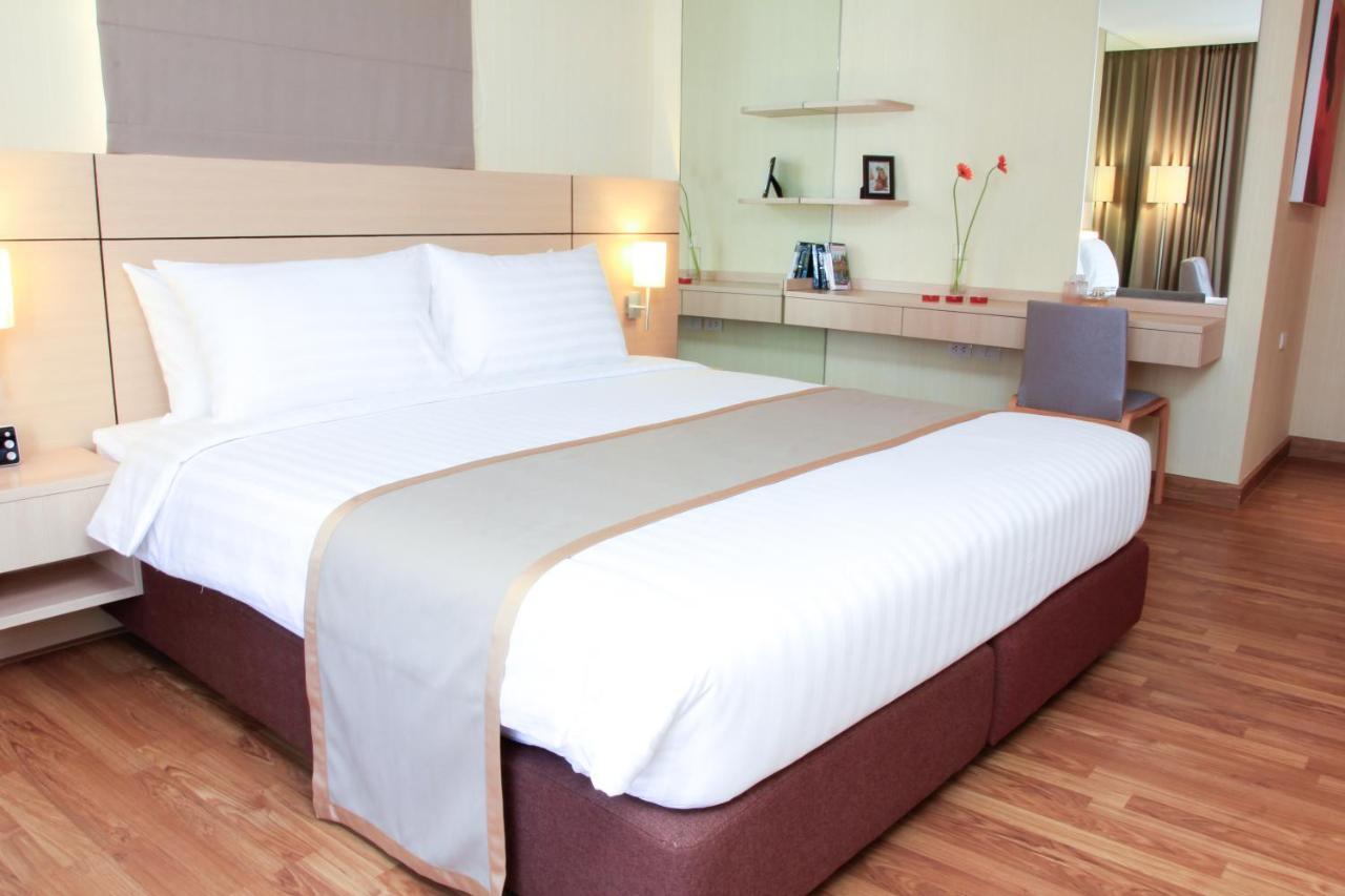 Petals Inn Bangkok Extérieur photo