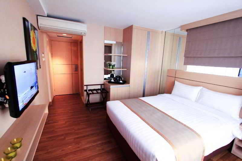Petals Inn Bangkok Extérieur photo
